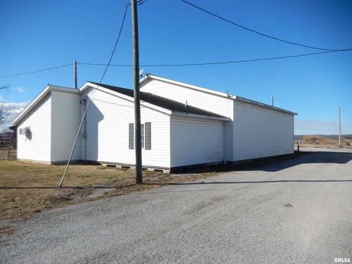 90 Oak St, Jonesboro, IL, 62952-2628 | Card Image