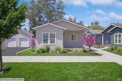 4671 Winding Creek Avenue, Santa Rosa, CA, 95409 | Card Image