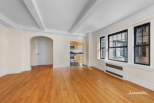 3j-95 Christopher St, New York, NY, 10014-6625 | Card Image
