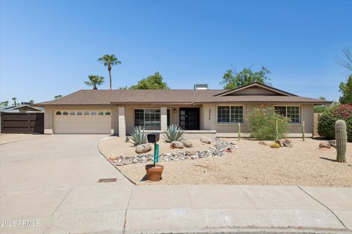 3526 E Sahuaro Dr, Phoenix, AZ, 85028-3323 | Card Image