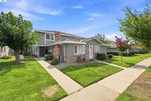 2-4747 Capay Dr, San Jose, CA, 95118 | Card Image