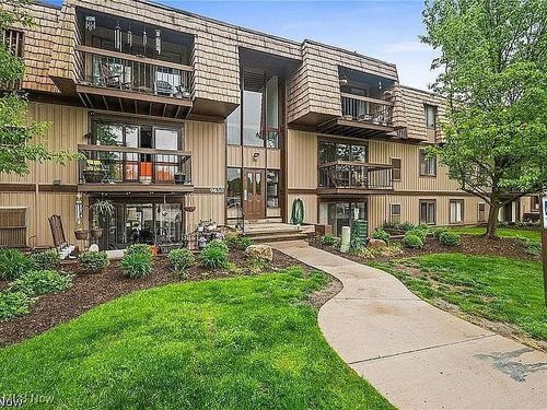 a14-9630 Cove Drive, North Royalton, OH, 44133 | Card Image