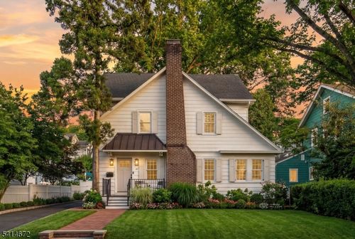 18 Kensington Ter, Maplewood, NJ, 07040-1323 | Card Image