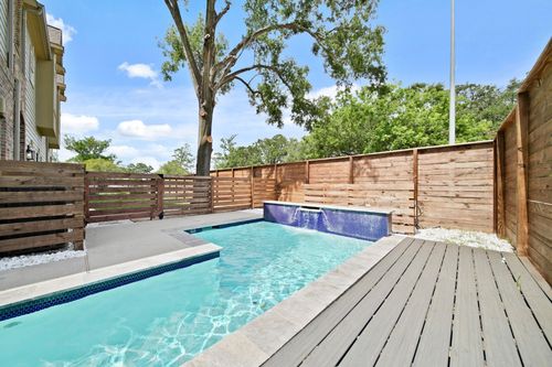1148 Du Barry Ln, Houston, TX, 77018-5206 | Card Image