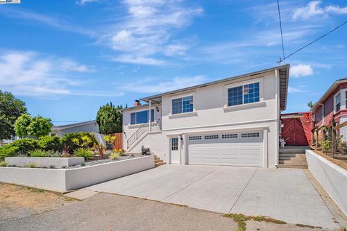 5232 Proctor Rd, Castro Valley, CA, 94546-1532 | Card Image