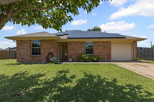 1107 Lynnwood Ct, Cleburne, TX, 76033-6913 | Card Image