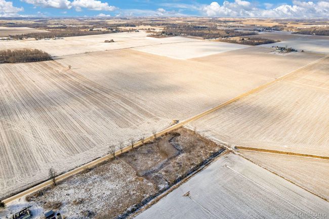 Overview of property. | Image 16