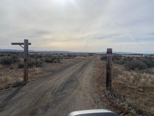 58269 Oil Dri Rd, Christmas Valley, OR, 97641-2502 | Card Image