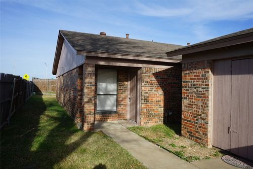 10266 Maverick Drive, Fort Worth, TX, 76108 | Card Image