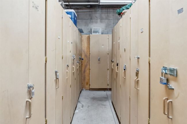 Ski lockers | Image 20