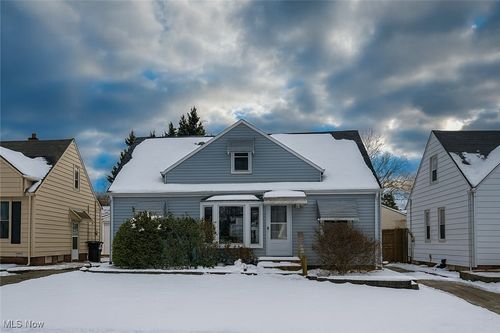 13508 Oakview Blvd, Garfield Heights, OH, 44125-6053 | Card Image