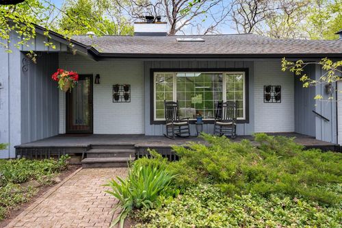 11016 N Lakeside Road, Mequon, WI, 53092 | Card Image