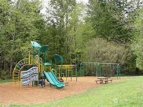 12 Huckleberry Ct, Bellingham, WA, 98229-7866 | Card Image