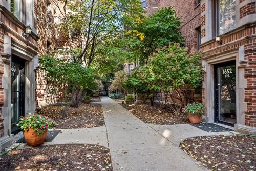 2i-1654 W Farwell Avenue, Chicago, IL, 60626 | Card Image