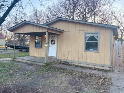 504 S Pine St, Hope, AR, 71801-5128 | Card Image