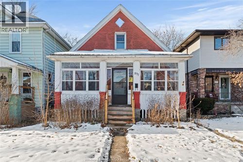977 Gladstone Ave, Windsor, ON, N9A2R5 | Card Image