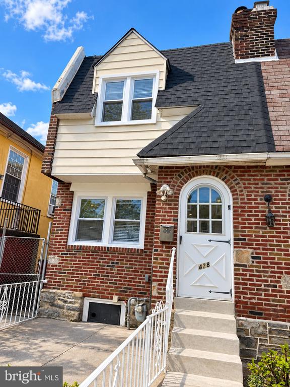 Residential in UPPER DARBY