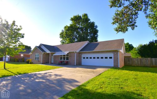 4003 Lori Spence, Paragould, AR, 72450-2641 | Card Image