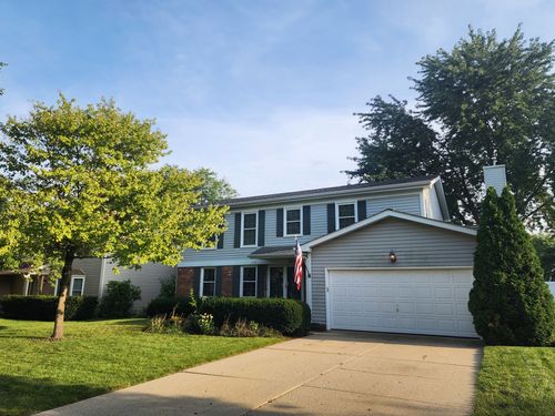 763 Concord Dr, Crystal Lake, IL, 60014-8567 | Card Image