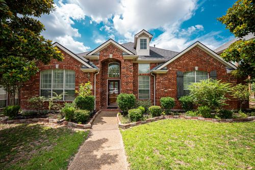 1810 Winterberry Trl, Garland, TX, 75040-1177 | Card Image