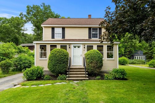 45 County Rd, Andover, MA, 01810-6246 | Card Image