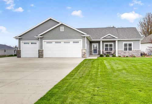 N8040 Paddock Court, SHERWOOD, WI, 54169 | Card Image