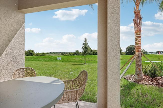 917 Pearlwood Loop, House other with 4 bedrooms, 2 bathrooms and null parking in EAGLE LAKE FL | Image 37