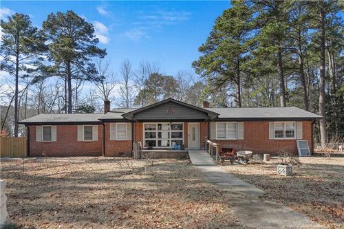 13400 Maplewood Dr, Laurinburg, NC, 28352-2583 | Card Image