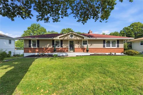 8304 Willow Way, Raytown, MO, 64138-3448 | Card Image