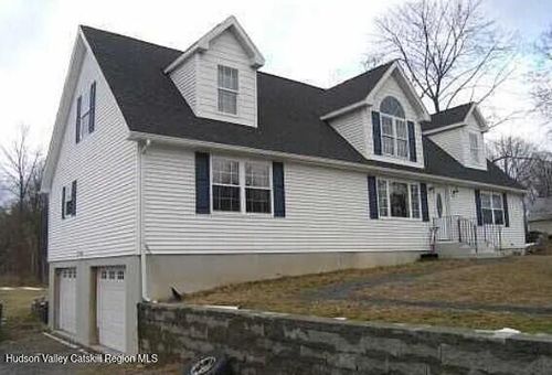 1739 Route 32, Saugerties, NY, 12477-4435 | Card Image