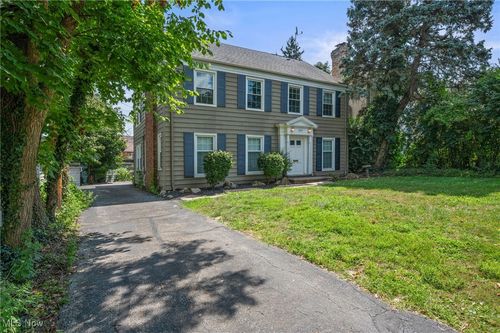 up-3595 Glencairn Rd, Shaker Heights, OH, 44122-5061 | Card Image