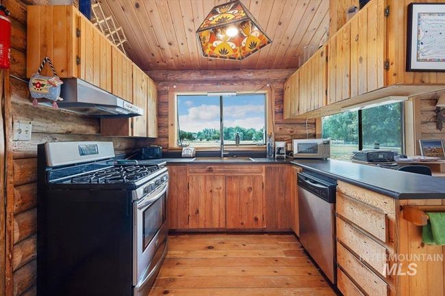 982 E 2700 S, House other with 2 bedrooms, 2 bathrooms and null parking in Hagerman ID | Image 14