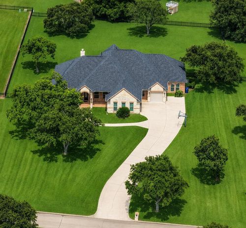 226 Houston Point Dr, Beach City, TX, 77523-8297 | Card Image