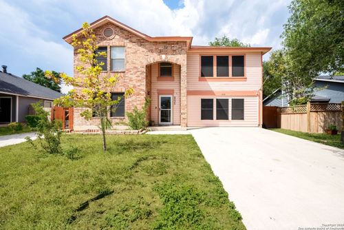 9035 Rich Trace St, San Antonio, TX, 78251-2904 | Card Image