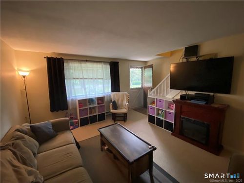 2-232 Monce Rd, Burlington, CT, 06013-2561 | Card Image
