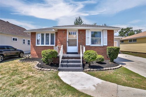 126 Leonore Rd, Amherst, NY, 14226-2036 | Card Image