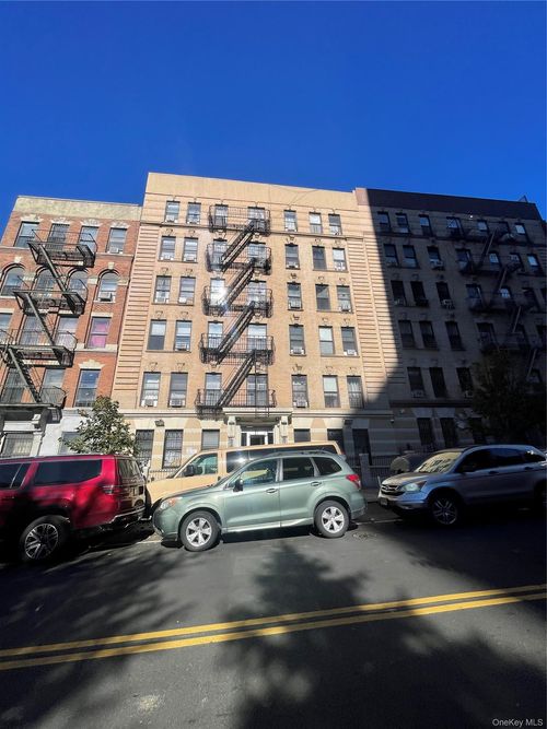 7-541 W 133rd St, New York, NY, 10027-7317 | Card Image