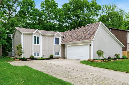 2972 Heatherleaf Way, Columbus, OH, 43231-2907 | Card Image
