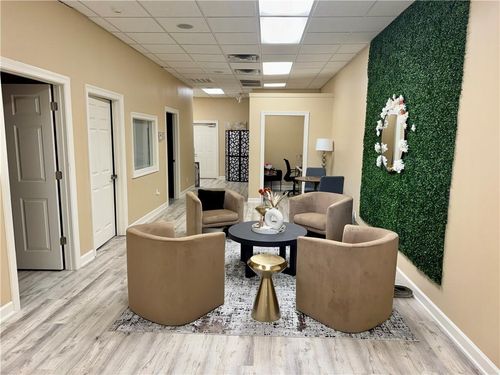 ste-g-1402 Magnolia St, Hammond, LA, 70403-5020 | Card Image