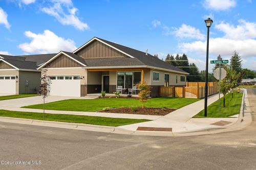 2113 Aspen, Sandpoint, ID, 83864 | Card Image