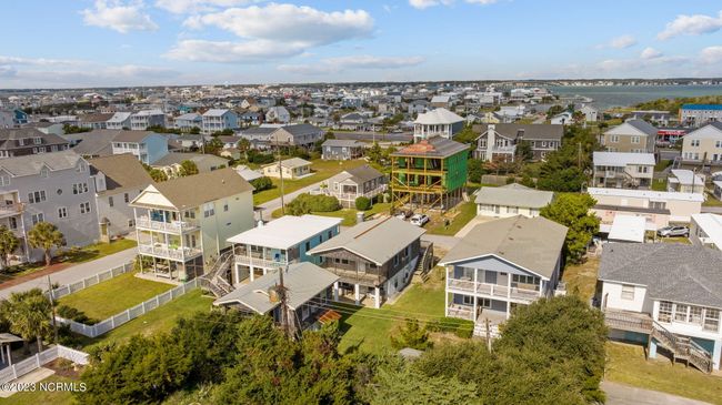 1F - 404 E Terminal Blvd, Home with 6 bedrooms, 4 bathrooms and null parking in Atlantic Beach NC | Image 39