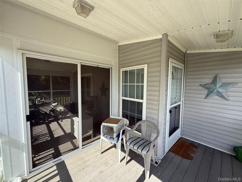 102-102 Brittany Ter, Rock Tavern, NY, 12575-5550 | Card Image