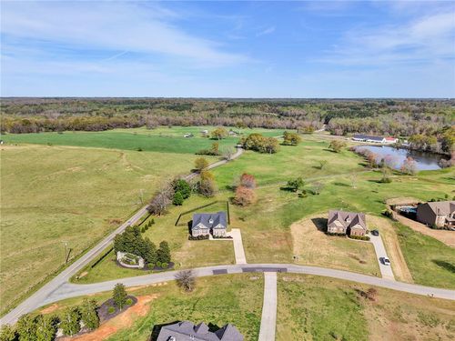 1001 Omega Farms Ln, Williamston, SC, 29697-9711 | Card Image