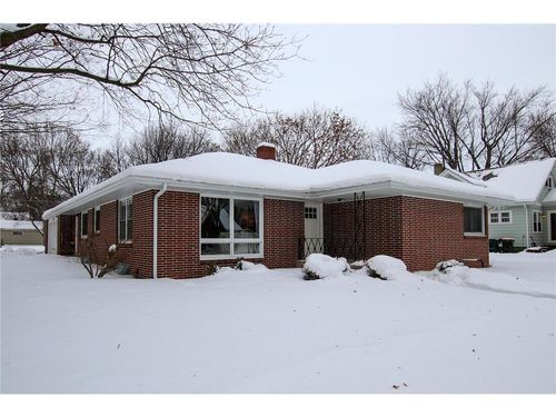 353 1st St, Gaylord, MN, 55334-4429 | Card Image