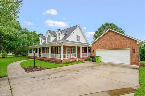 6205 Modlin Grove Rd, Archdale, NC, 27263-9776 | Card Image