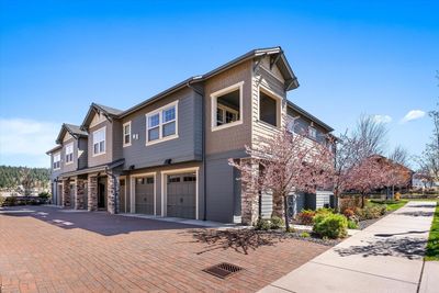 24499 E Pinnacle Ct, Condo with 1 bedrooms, 1 bathrooms and null parking in Liberty Lake WA | Image 1