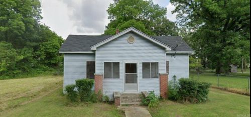 305 N School St, Dermott, AR, 71638-1632 | Card Image