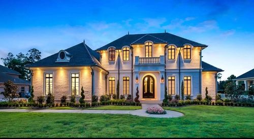 95 Union St, North Easton, MA, 02356-1013 | Card Image