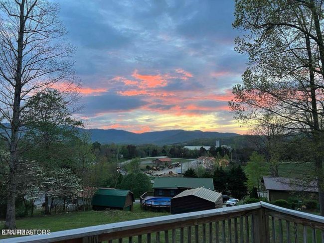 221 Kaysprings Cir, House other with 3 bedrooms, 2 bathrooms and null parking in Jacksboro TN | Image 25
