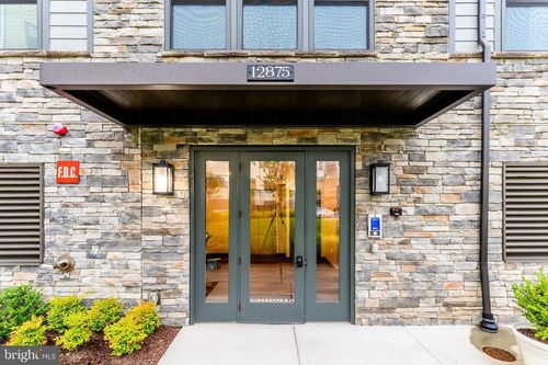 4w-12875 Mosaic Park Way, HERNDON, VA, 20171-5426 | Card Image